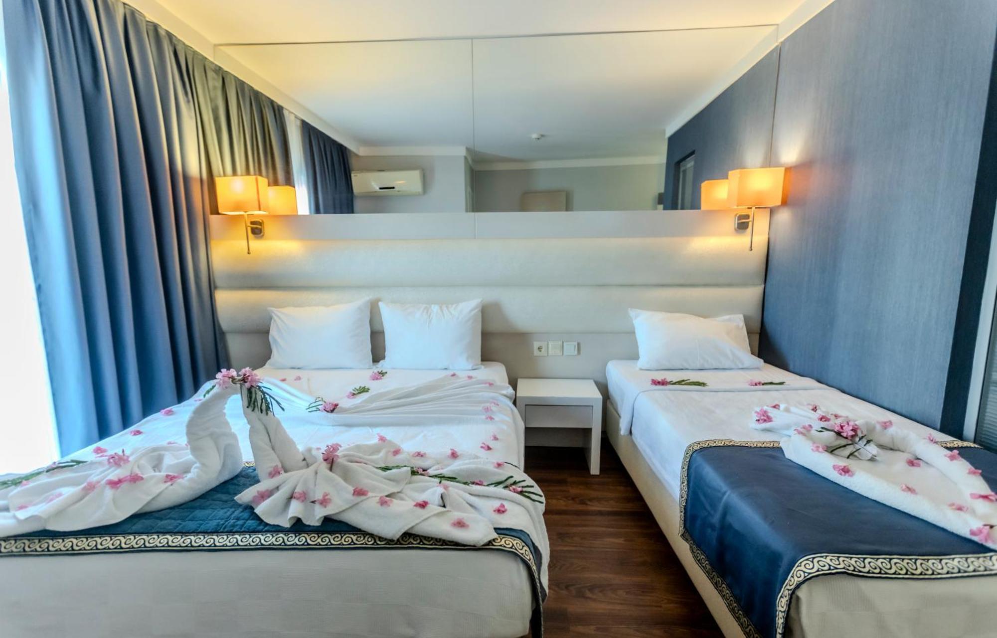 Gold Butik Otel Мармарис Екстериор снимка
